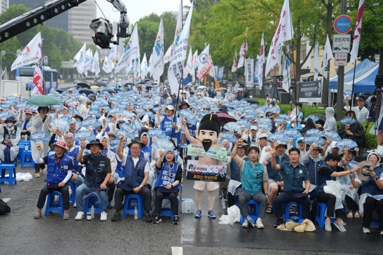 공무원 교원 생존권 쟁...